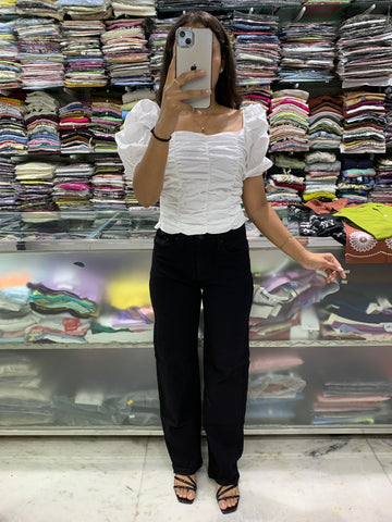 crop top - straight fit jeans