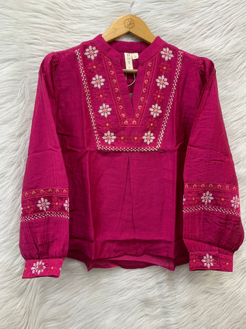 FLORAL THREAD WORK TOP